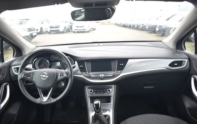 Opel Astra cena 47000 przebieg: 178686, rok produkcji 2020 z Szamotuły małe 596